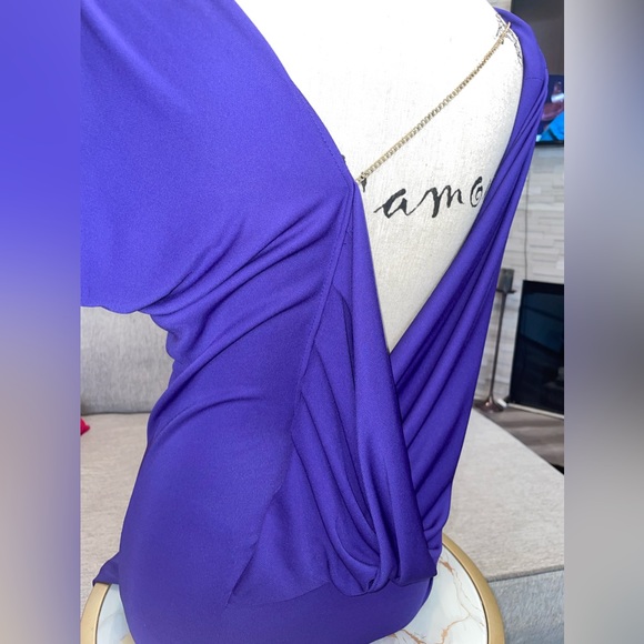 Long purple gown gold chain detail comfortable stretchy material - Picture 6 of 8